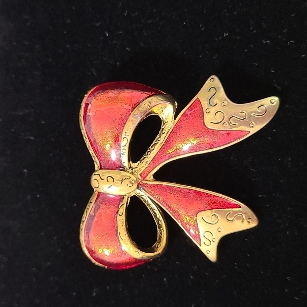 Vintage Bow Brooch